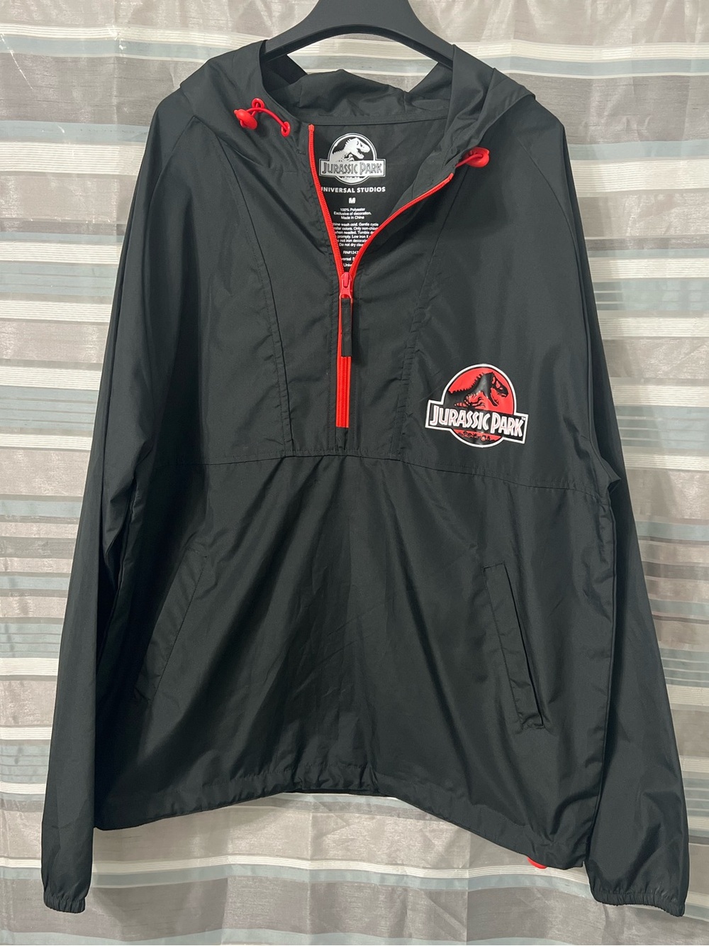Universal Studios Jurassic Park Black Windbreaker Pullover with Red Accents